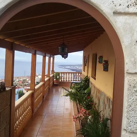 Casa Madera Con Piscina Y Vistas Al Mar Holiday home