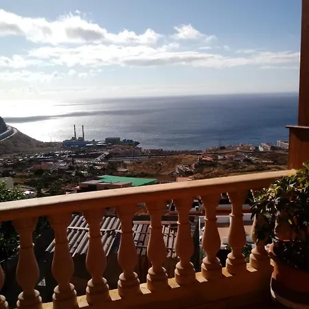 Casa Madera Con Piscina Y Vistas Al Mar Holiday home *